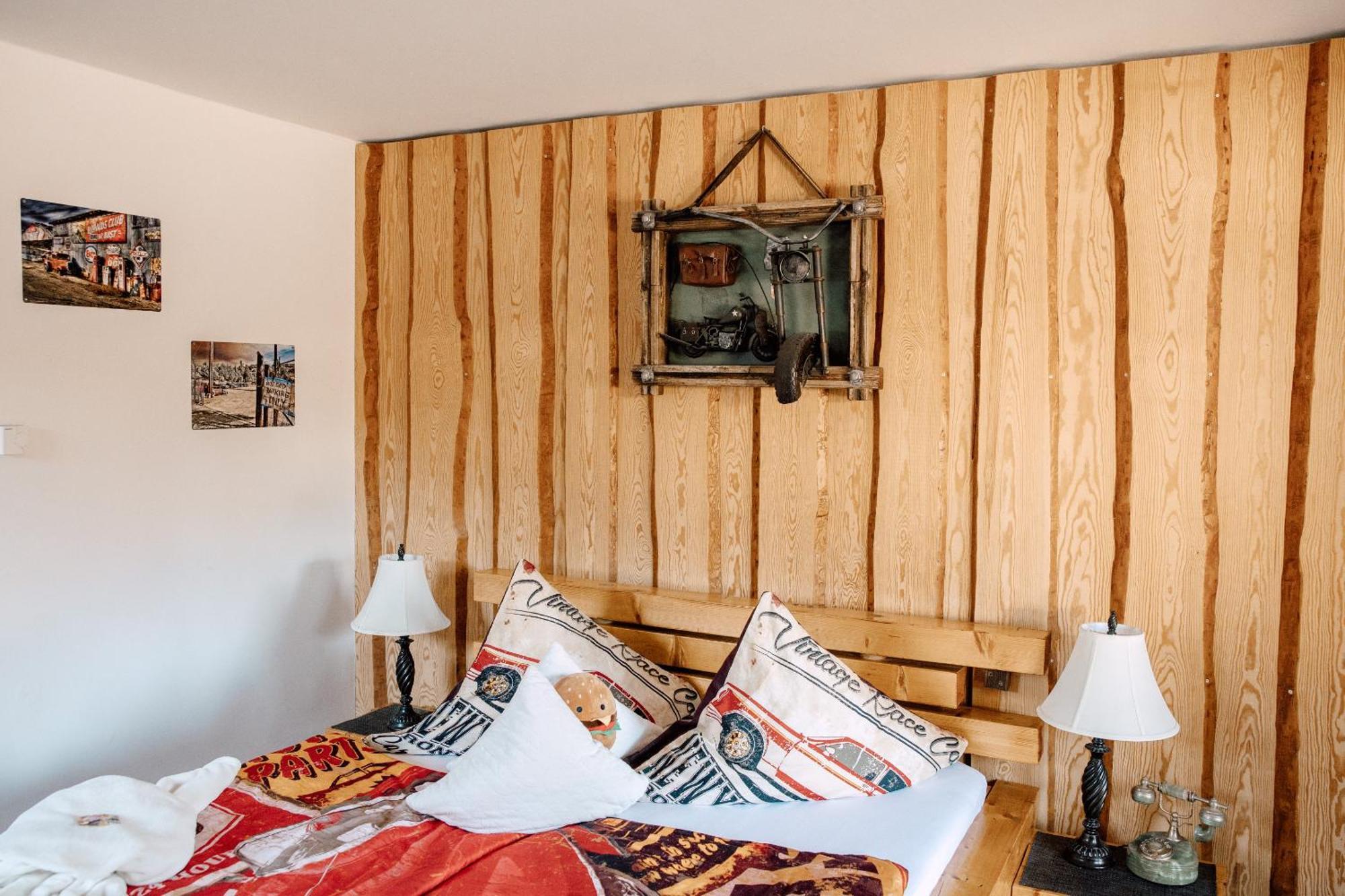 Down Town Motel Βερολίνο Δωμάτιο φωτογραφία
