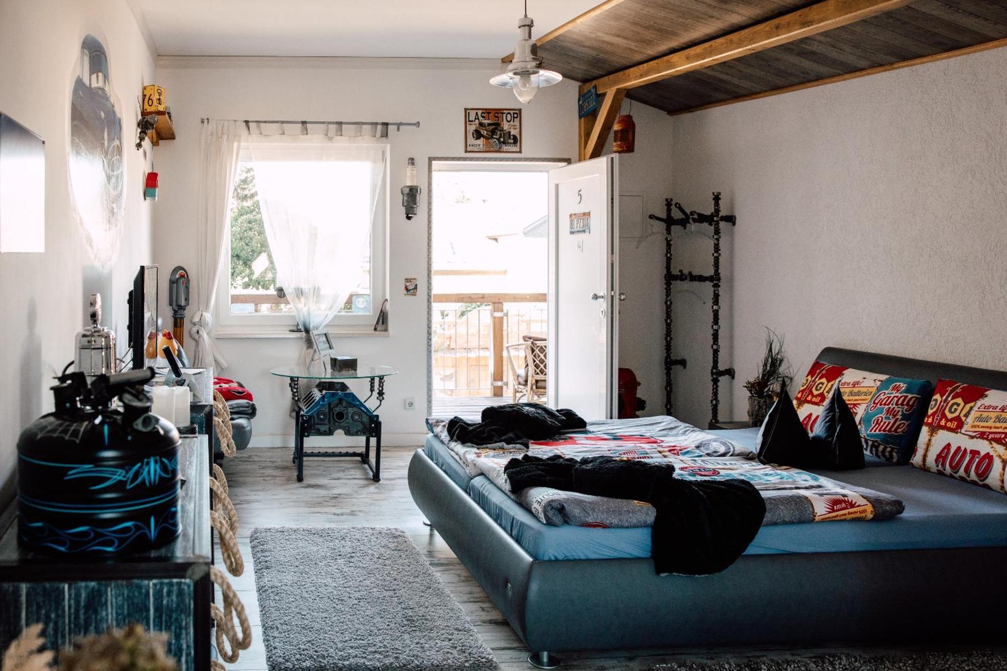 Down Town Motel Βερολίνο Δωμάτιο φωτογραφία